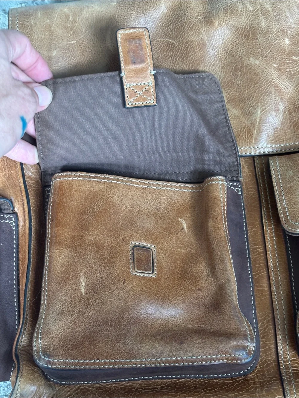 Fossil Cognac Brown Leather Messenger Bag